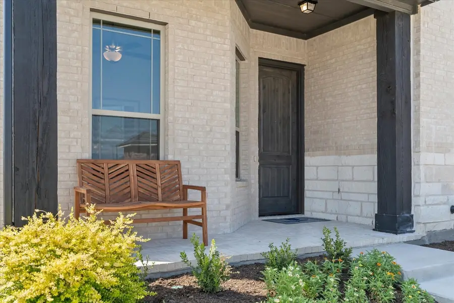 2702 Colby Drive, Mansfield, TX 76063 - Image #2