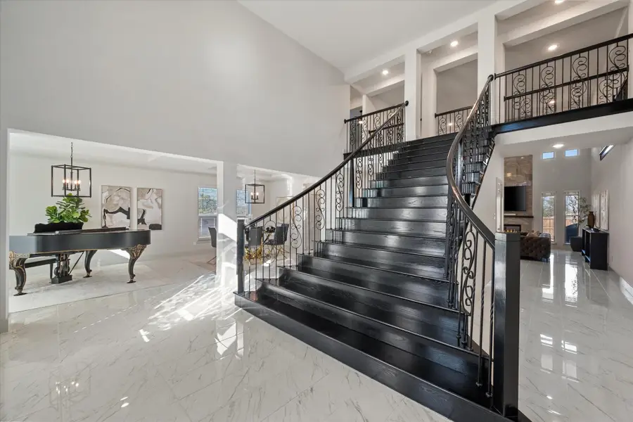 1310 Turkey Trot Drive, Mansfield, TX 76063 - Image #2