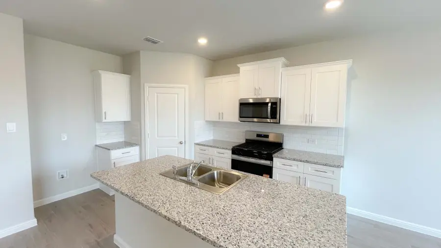 4324 Bower Hill Drive, Crowley, TX 76036 - Image #2