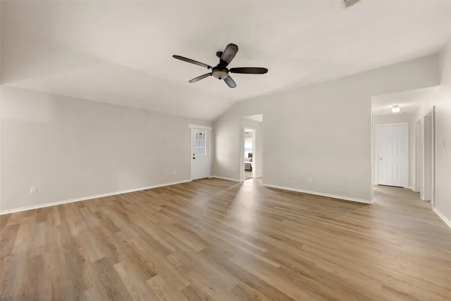 247 Ashland Drive, Woodway, TX 76712 - Image #3