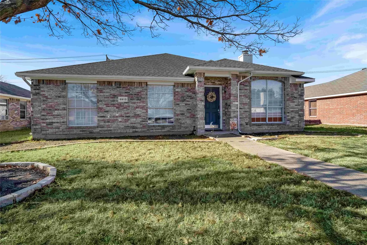 6913 Fairfield Drive, Rowlett, TX 75089 - Image #1