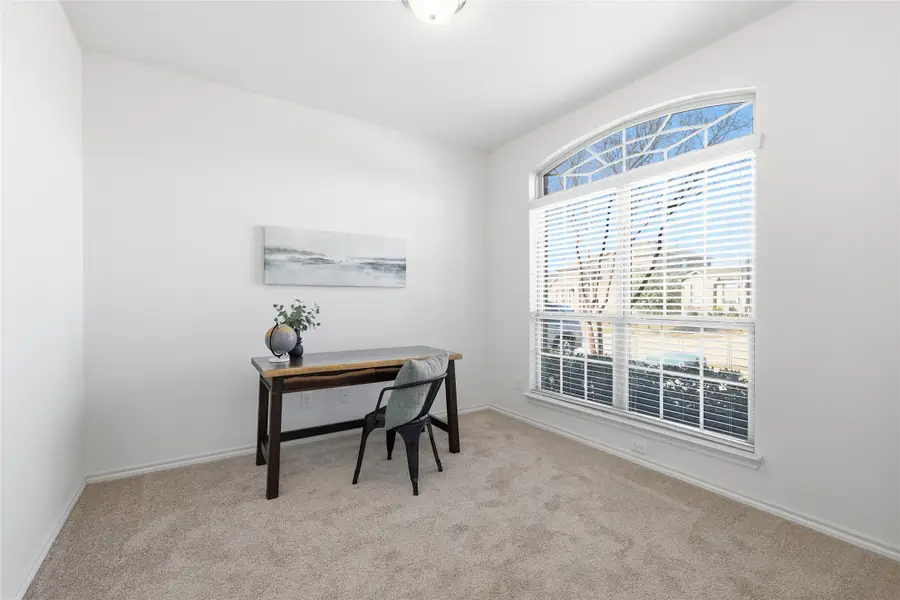 109 Red Fox Lane, Denton, TX 76210 - Image #3