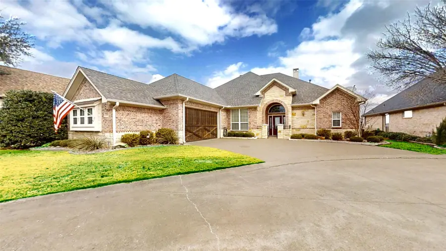 4302 Shale Bluff Court, Granbury, TX 76048 - Image #3