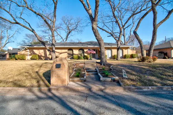 2517 Nantucket Drive, Sherman, TX 75092