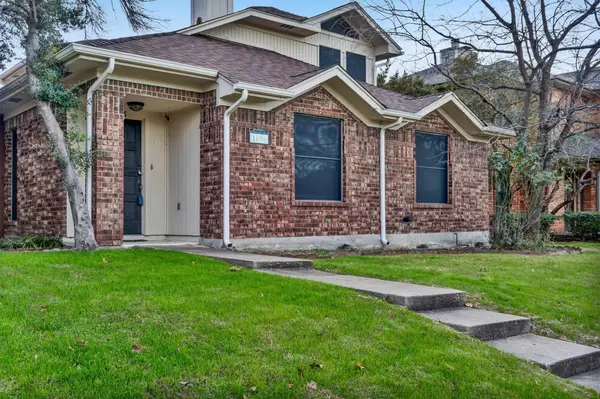 1606 Kingspoint Drive, Carrollton, TX 75007