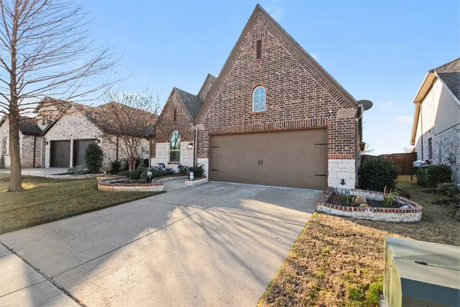 9924 Bitterroot Drive, Little Elm, TX 75068 - Image #2