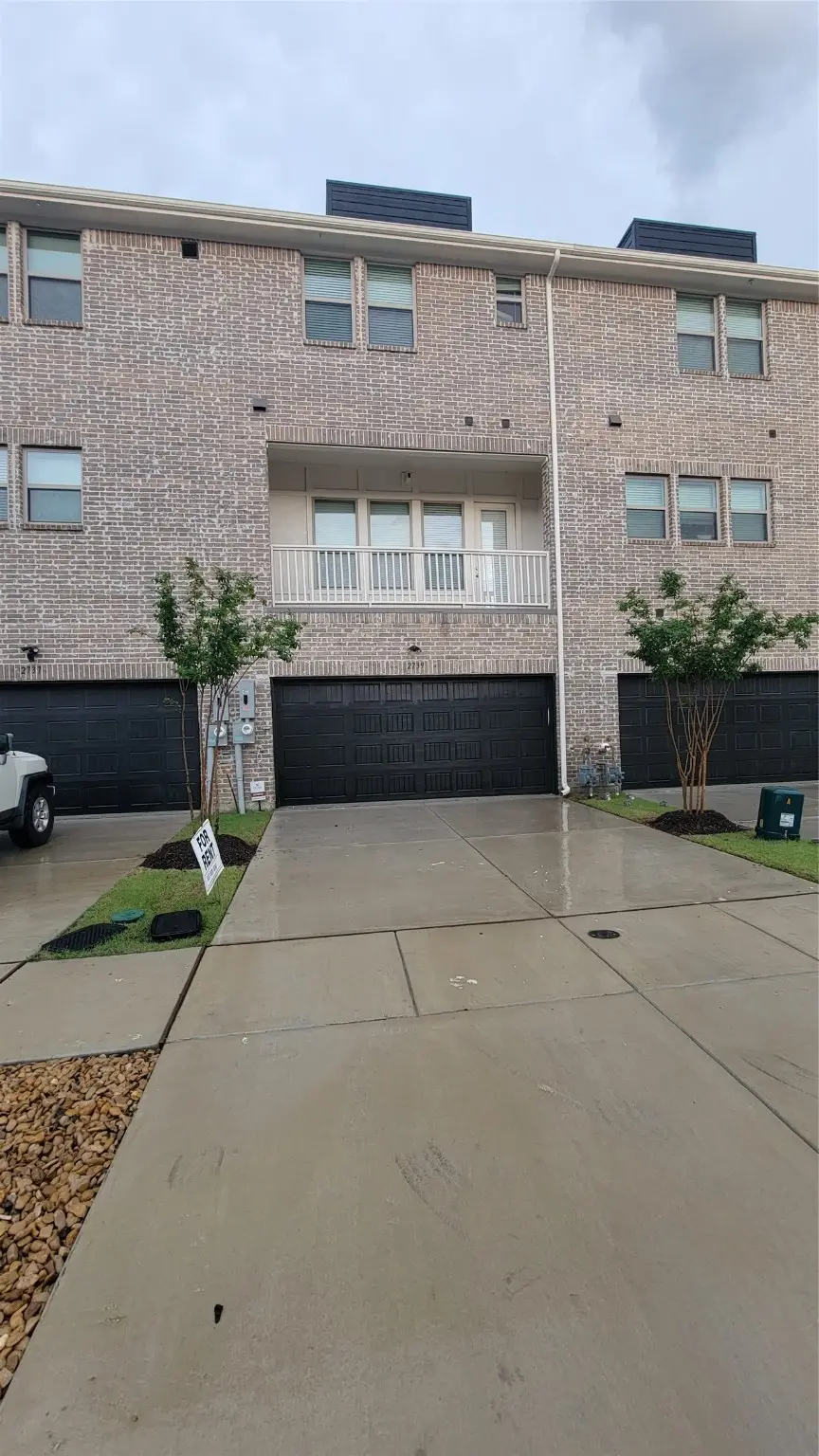 2739 Levee Lane, Lewisville, TX 75067 - Image #3