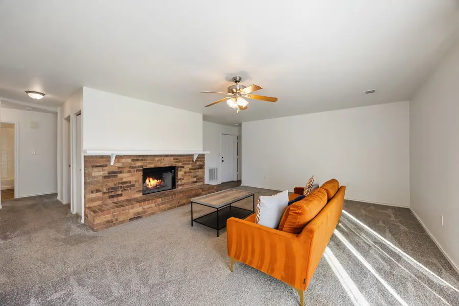 9201 Vagas Drive, Rowlett, TX 75088 - Image #3