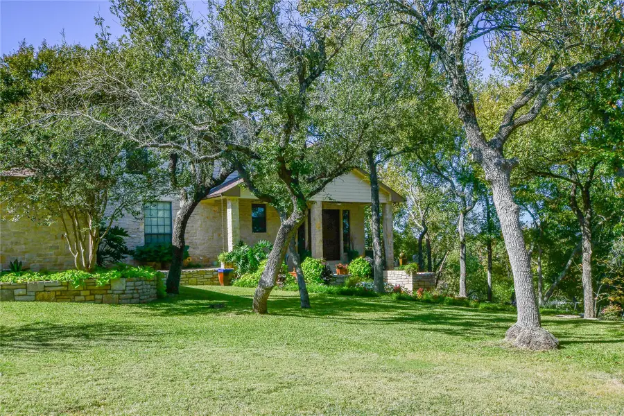 1501 S Chisholm Trail, Granbury, TX 76048 - #2