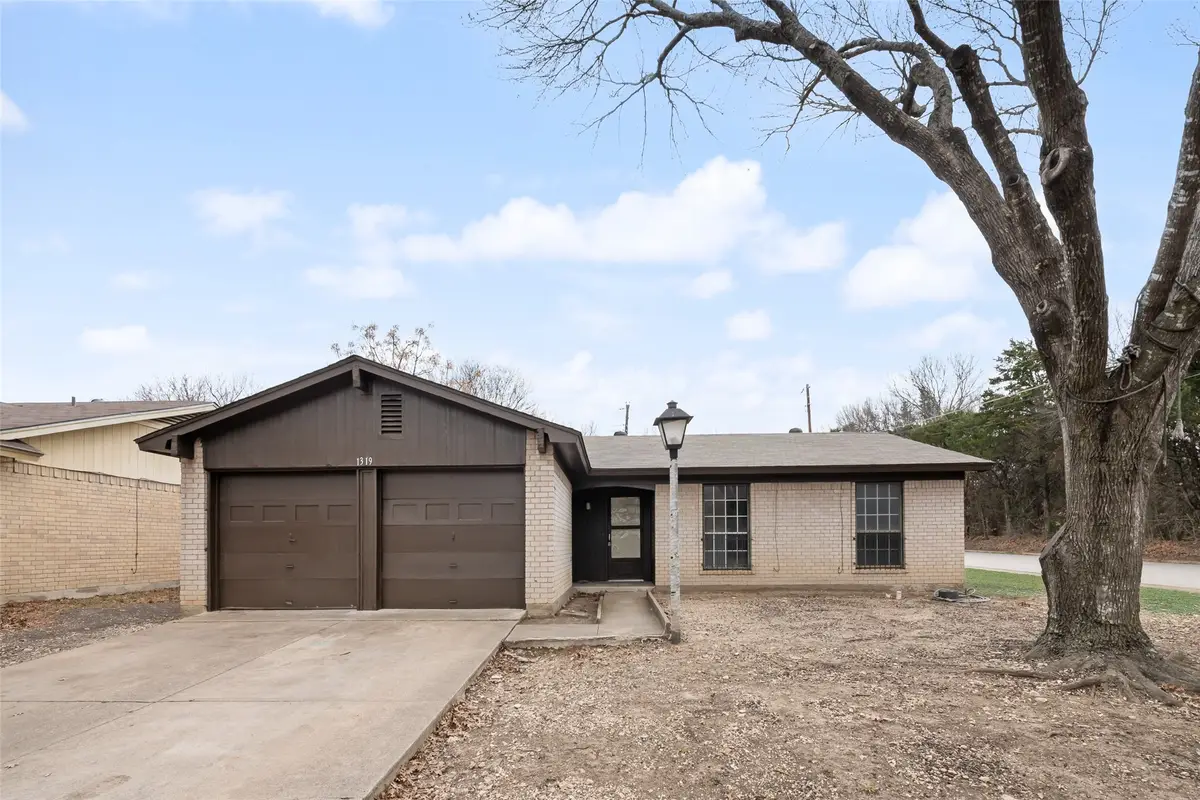 1319 Saturn Drive, Cedar Hill, TX 75104 - Image #1