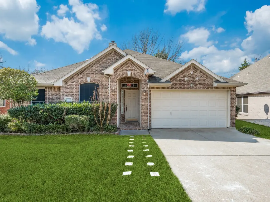 4445 Stones River Road, Grand Prairie, TX 75052 - Image #1