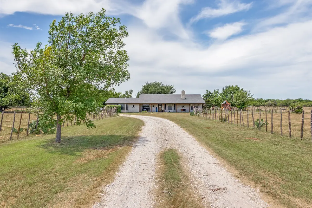 950 Johnson Bend Road, Weatherford, TX 76088 - Image #1