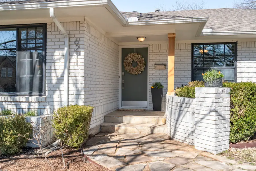6211 Marquita Avenue, Dallas, TX 75214 - #2