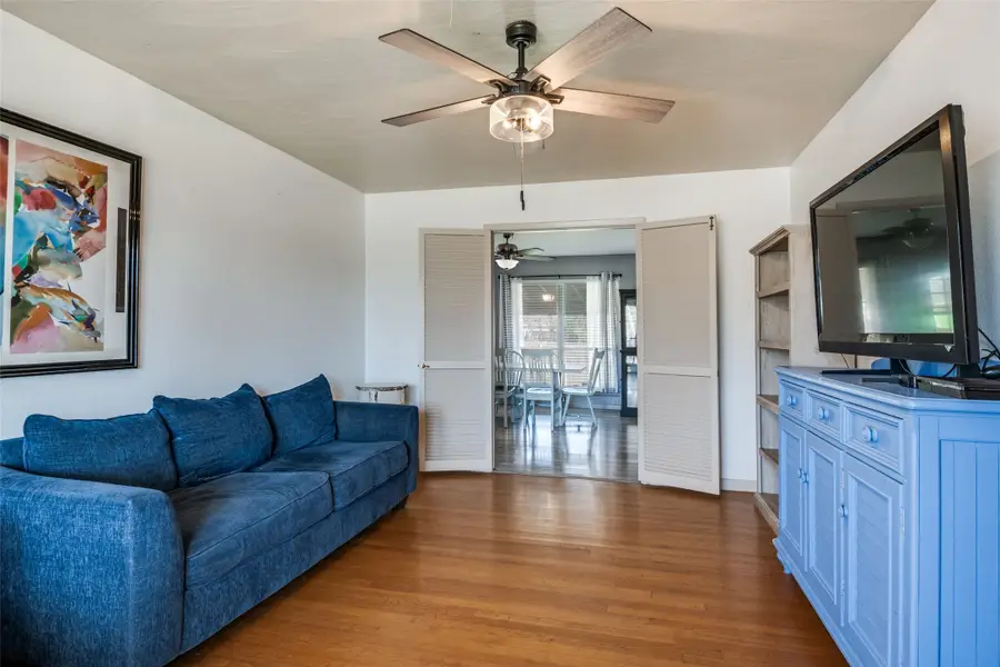 2602 Ridgecrest Drive, Garland, TX 75041 - Image #2