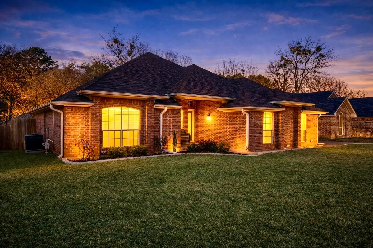 575 Mansfield Road, Reno, TX 75462 - #1