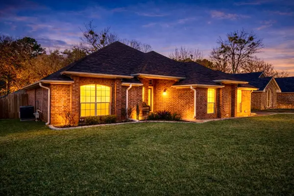 575 Mansfield Road, Reno, TX 75462