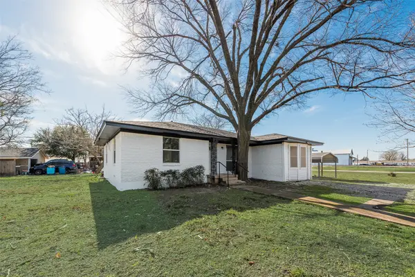 101 E Marshall Street, Palmer, TX 75152