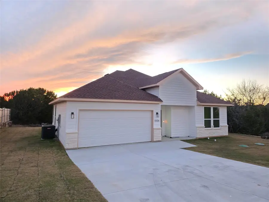 5506 Firewood Trail, Granbury, TX 76048 - Image #2