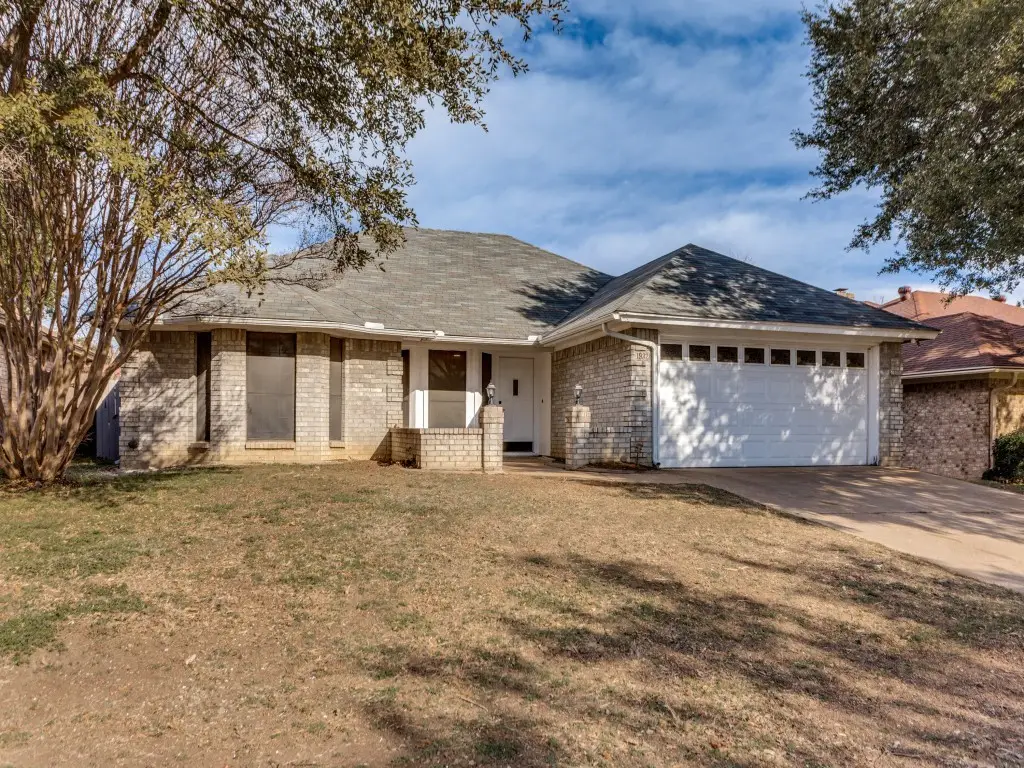 1932 Willow Vale Drive, Fort Worth, TX 76134 - Image #1