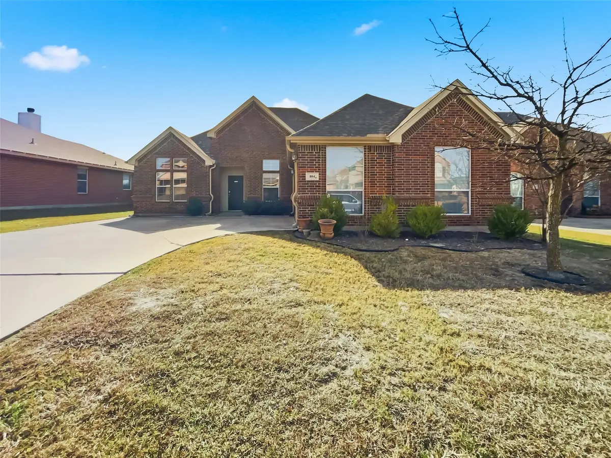 804 Peach Lane, Burleson, TX 76028 - Image #1