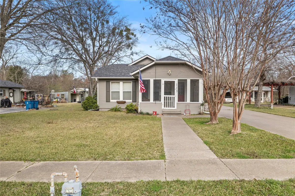 113 Woodland Street, Malakoff, TX 75148 - Image #1