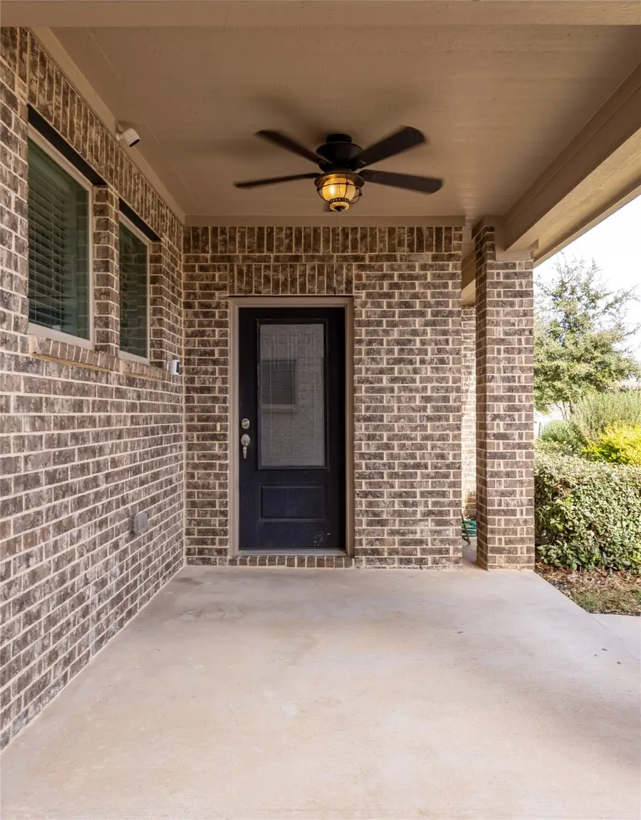 6709 Windlord Drive, Fort Worth, TX 76179 - Image #3