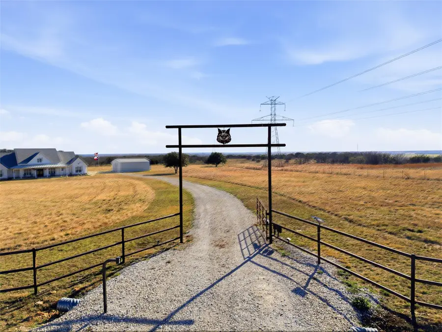 245 La Cresta Lane, Mineral Wells, TX 76067 - #3