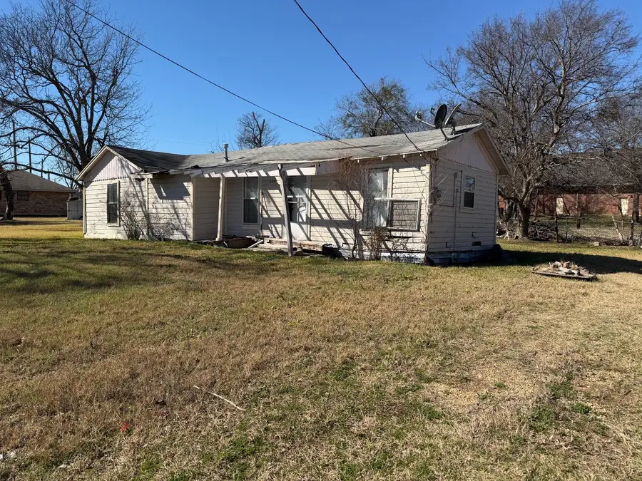 529 Poplar Street, Italy, TX 76651 - Image #3