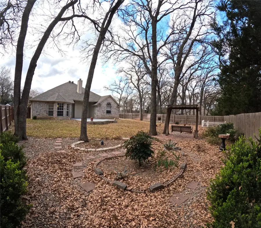 1205 Timber Creek Drive, Weatherford, TX 76086 - Image #2