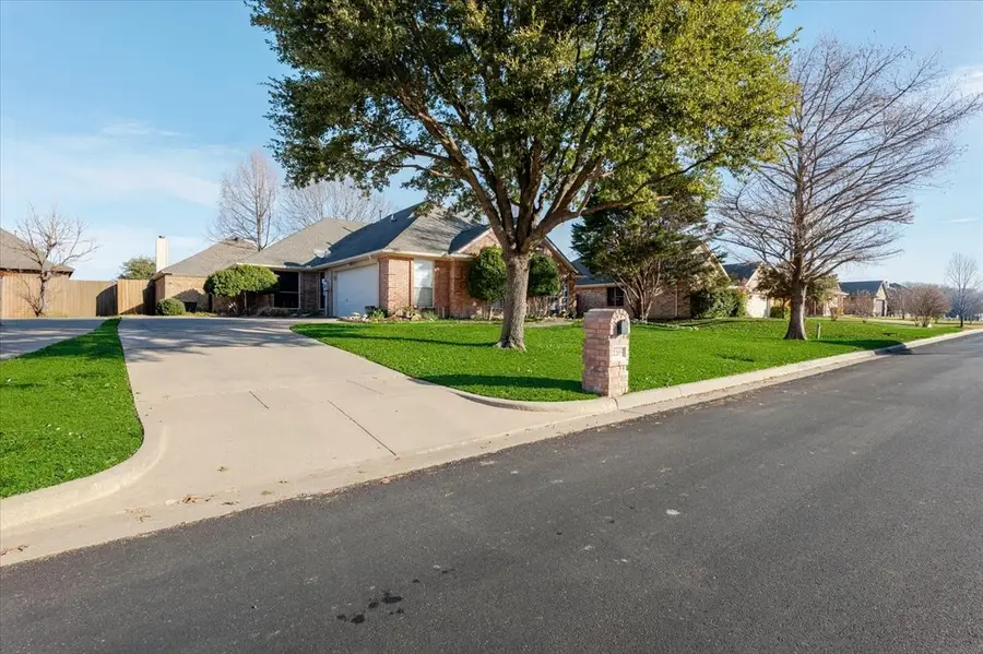 2205 Old Foundry Road, Weatherford, TX 76087 - Image #2