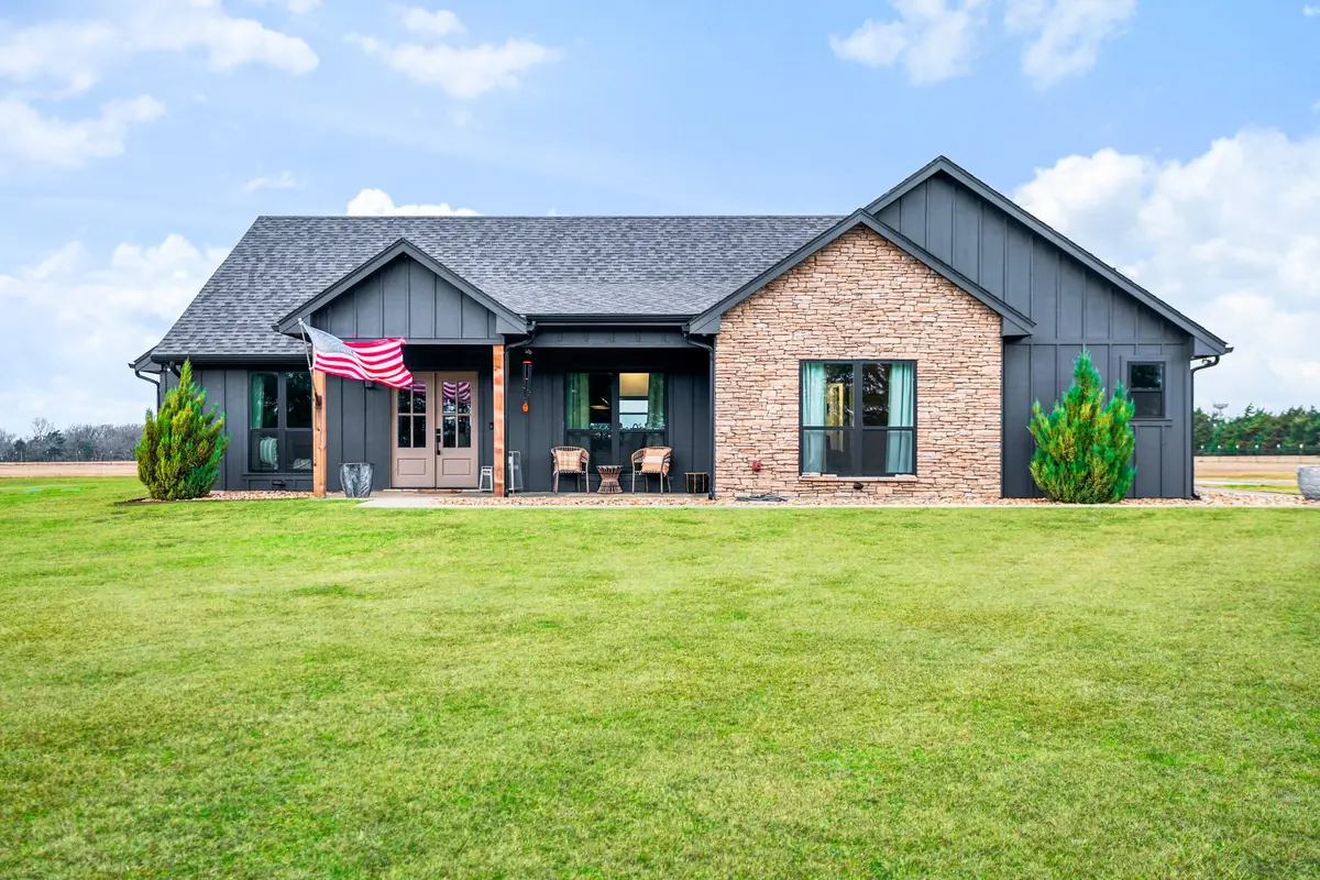 177 Cr 33700, Sumner, TX 75486 - Image #1