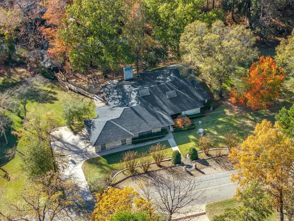 1444 Tanglewood Drive W, Hideaway, TX 75771