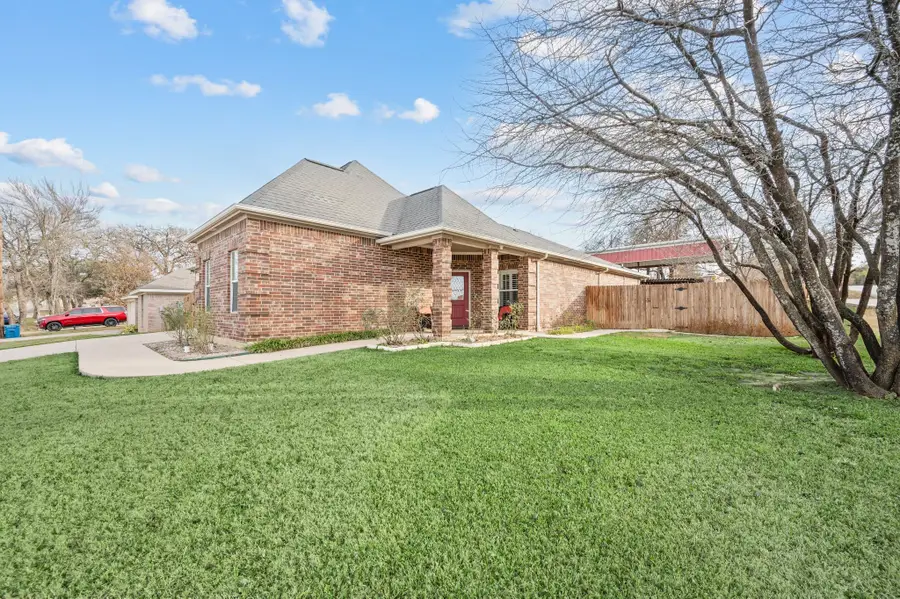 201 Pioneer Drive #A, Keene, TX 76059 - Image #3