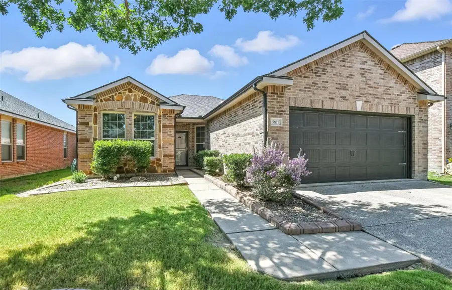 5817 Deck House Road, Fort Worth, TX 76179 - Image #2