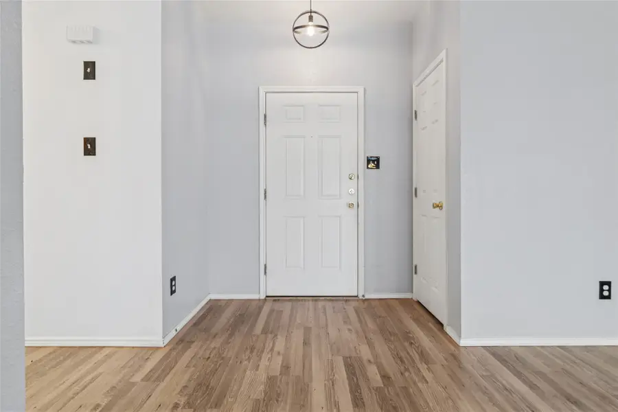 1403 Aviary Drive, Desoto, TX 75115 - Image #3