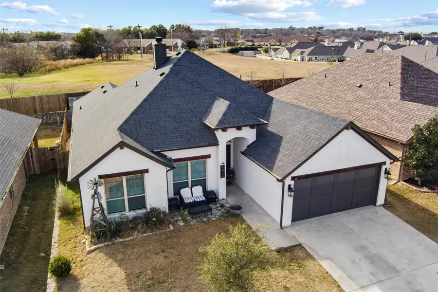 1436 Town Creek Circle, Weatherford, TX 76086 - Image #3
