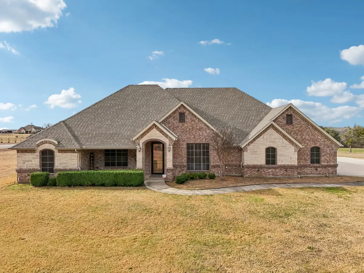 101 Maral Lane, Azle, TX 76020 - #1