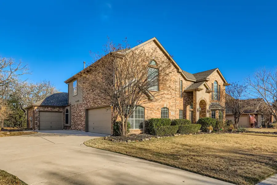 2207 Creekedge Court, Corinth, TX 76210 - Image #2