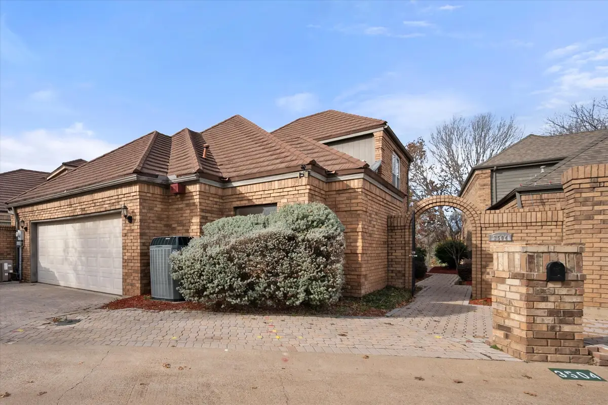 3504 Enchanted Circle, Arlington, TX 76016 - Image #1