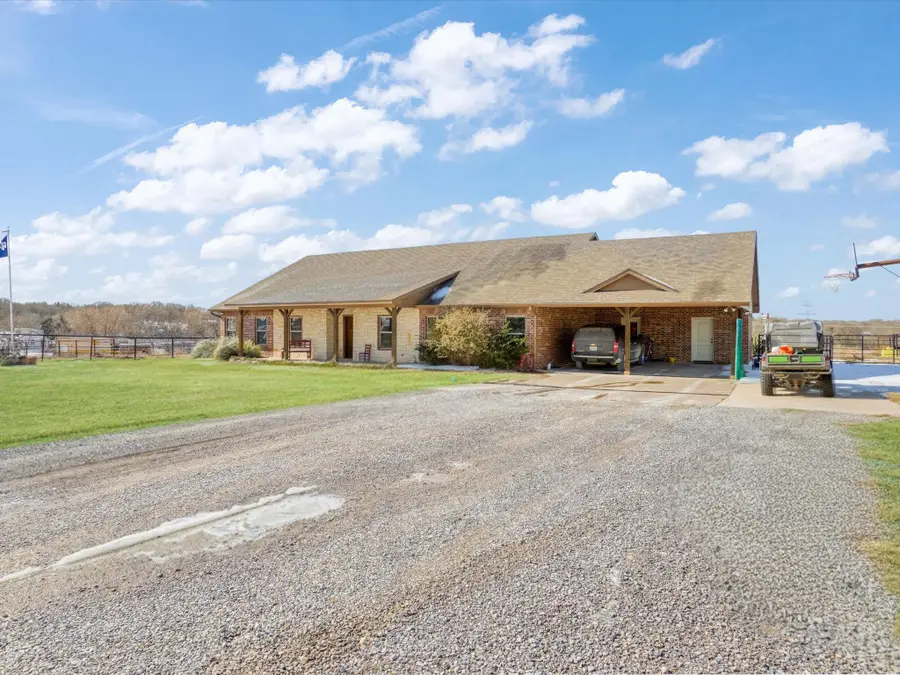 169 Sears Road, Bells, TX 75414 - Image #3