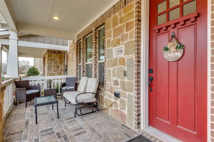 2550 Barnwood Lane, Garland, TX 75042 - #2