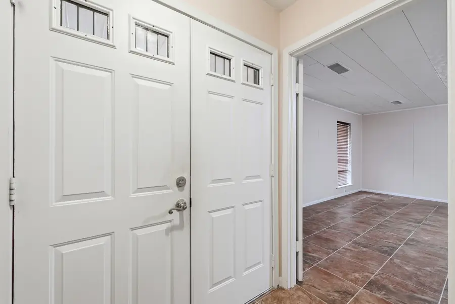 504 Debra Drive, Mesquite, TX 75149 - Image #3