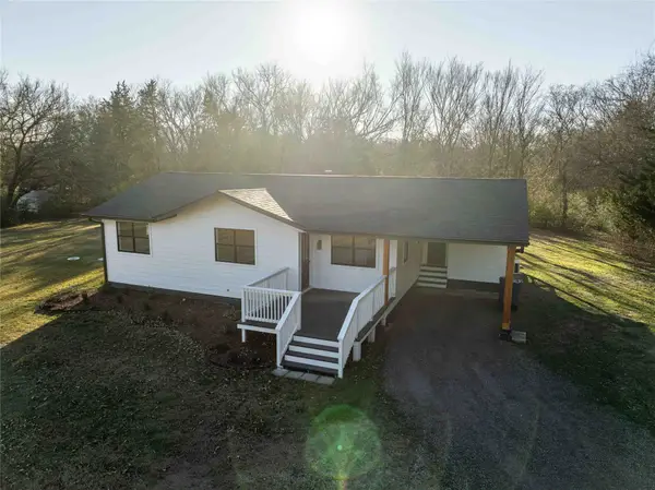 200 Pvt Rd 8519, Van, TX 75790