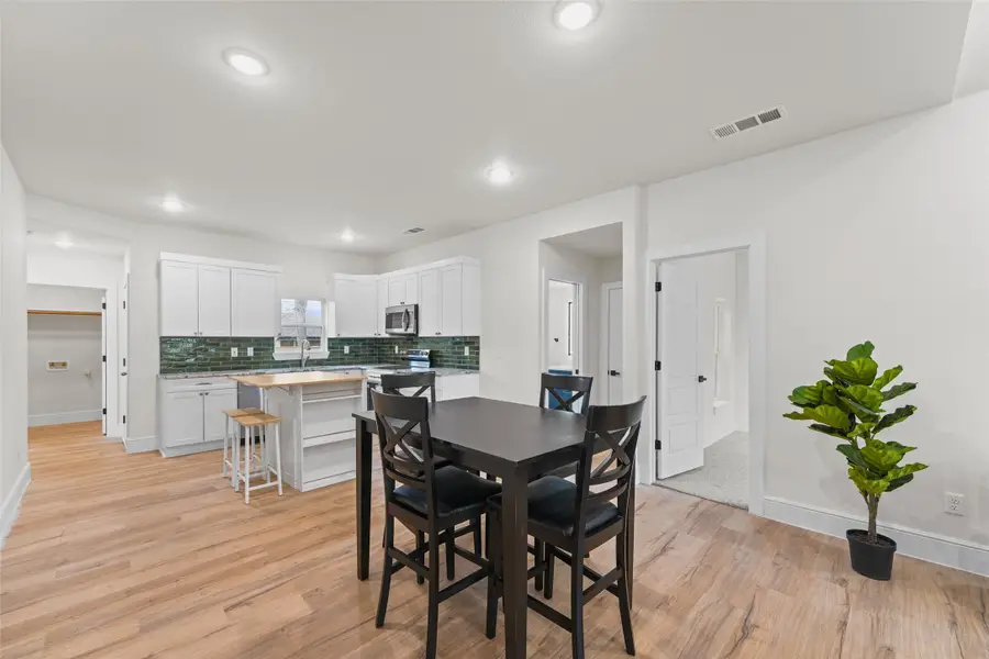 301 N Friou Street, Alvarado, TX 76009 - #3