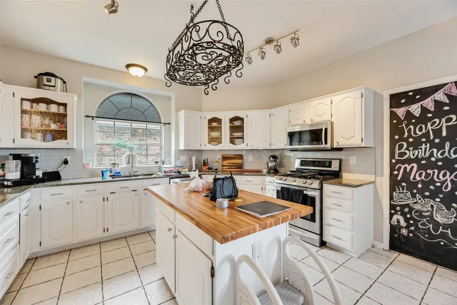 1725 Sheffield Drive, Garland, TX 75040 - Image #3