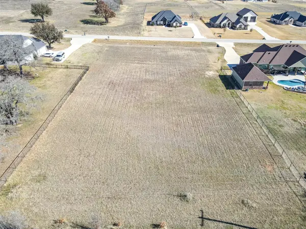 209 Maverick Court, Granbury, TX 76049