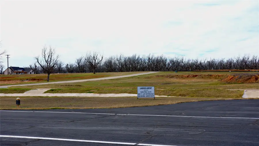 1700 Cirrus Loop, Granbury, TX 76049 - Image #2