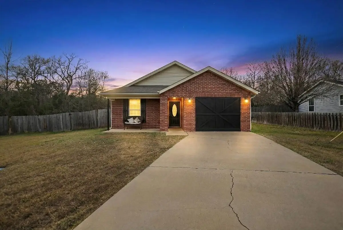 12501 Darrin Blvd, Lindale, TX 75771 - Image #1