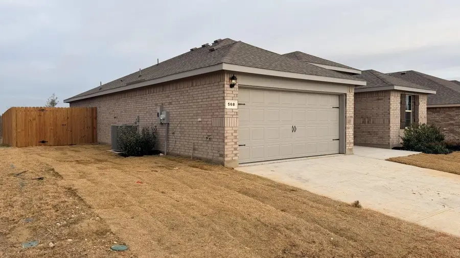 568 Marsh Street, Cleburne, TX 76033 - Image #2