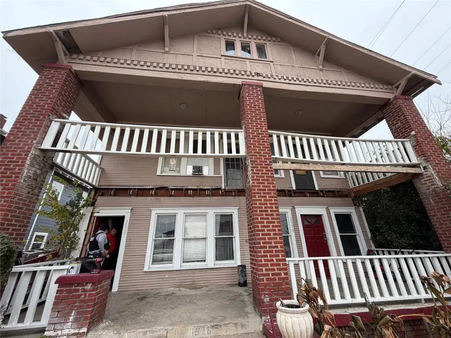 3528 Colonial Avenue, Dallas, TX 75215 - Image #2